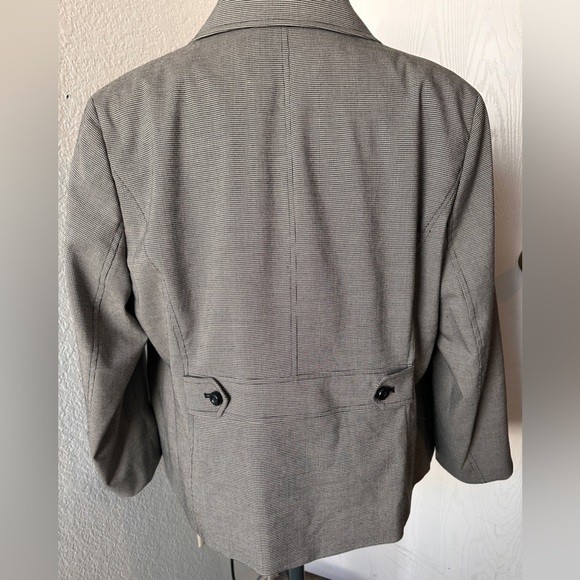 Judith Hart Woman Tailored Skirt Suit Size 18W - Picture 3 of 7